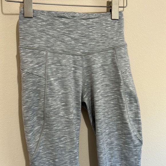 Hylete Nimbus II Capri in Heather Silver - Picture 7 of 11